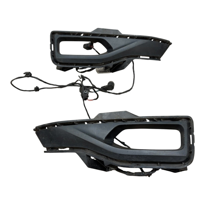 Nissan Leaf Front Bumper Fog Grille Pair 2018-2022 Genuine 622565SK0B 622575SK0B
