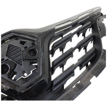 Load image into Gallery viewer, RENAULT CAPTUR Grill FRONT BUMPER Upper 2020 onwards Genuine Used 623105565R
