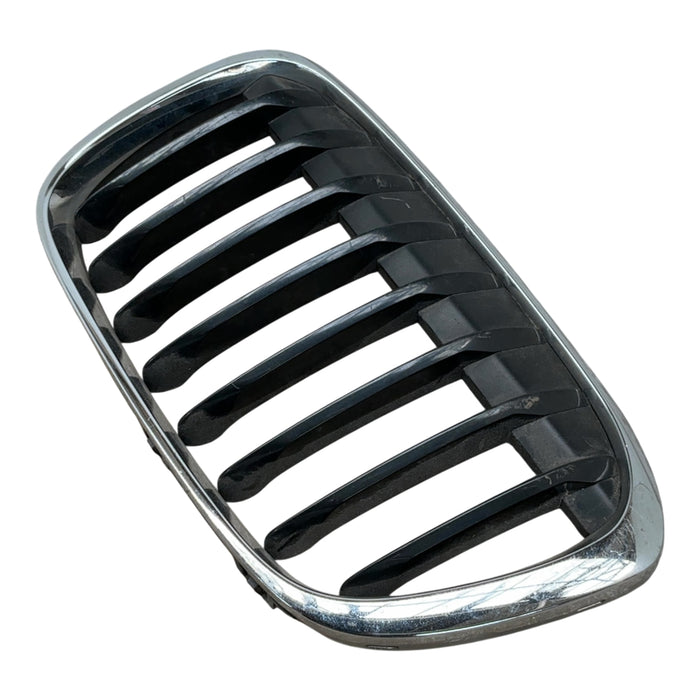 BMW X1 Front Right Bumper Kidney Grille F48 2015-2019 Genuine 7383363 186675-10