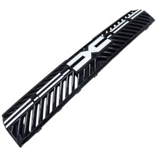 Load image into Gallery viewer, Dacia Duster front bumper centre grill insert 2024-2026 Genuine pn 620843513R
